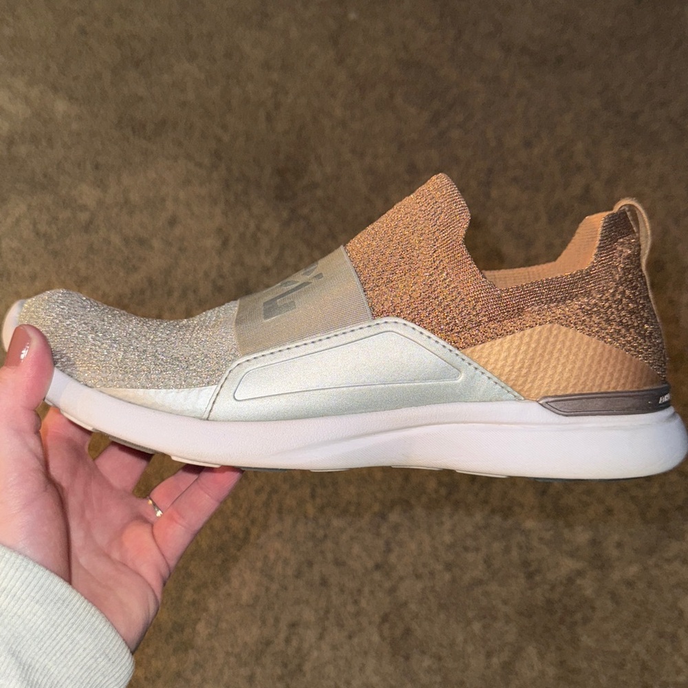 APL Techloom Bliss Sneakers